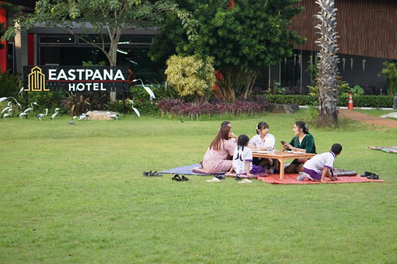 Eastpana Hotel - Sha Extra Plus Si Racha Exterior photo