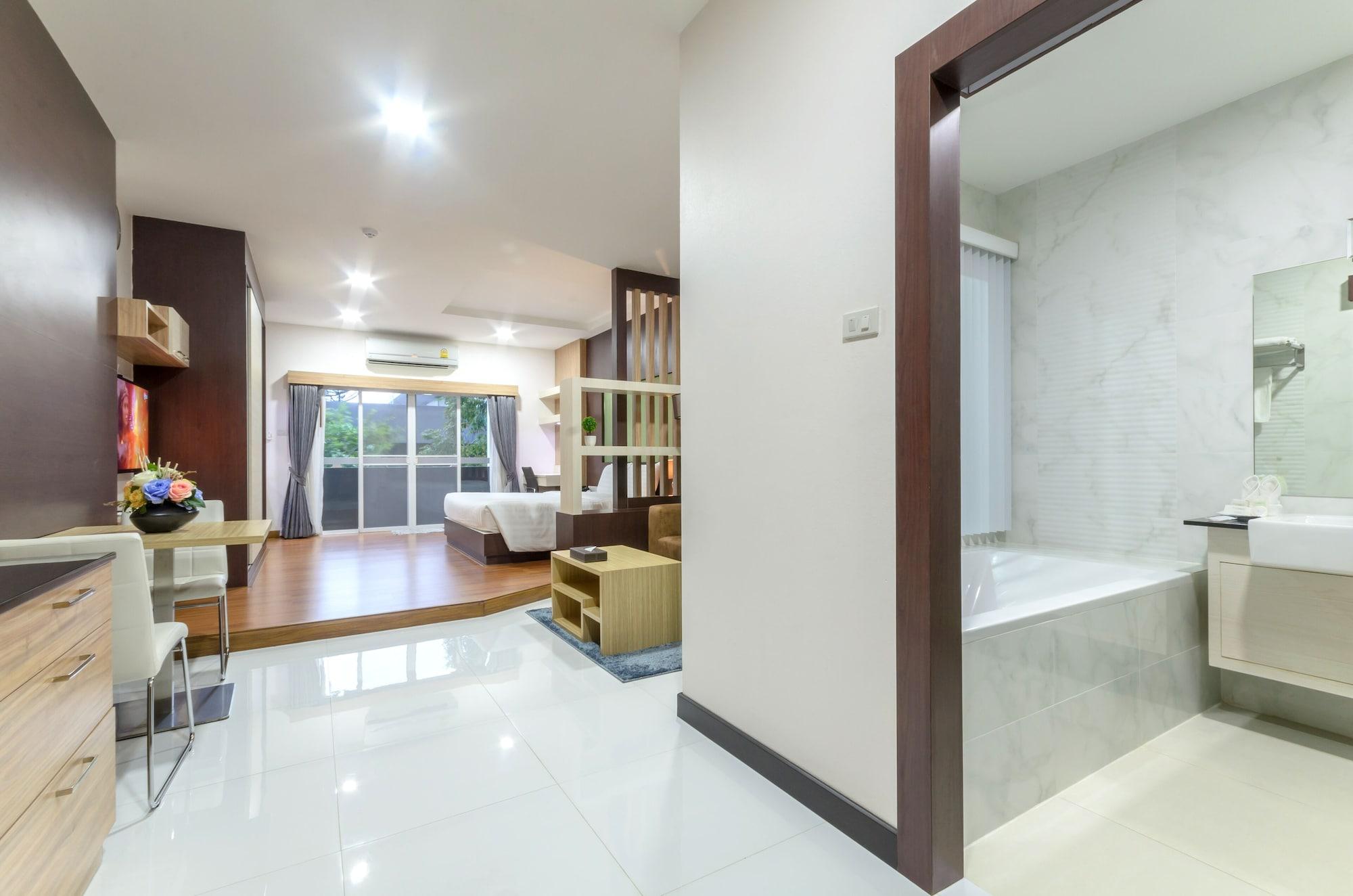 Eastpana Hotel - Sha Extra Plus Si Racha Exterior photo